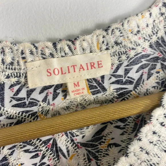 Solitaire Floral Boho Embroidered Top - Picture 6 of 10